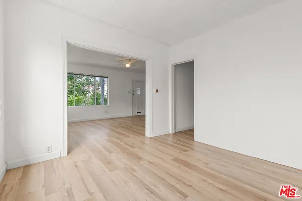 $4,250 | 1174 South Highland Avenue, Los Angeles, CA 90019