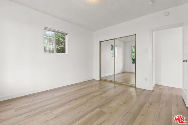 $4,250 | 1174 South Highland Avenue, Los Angeles, CA 90019