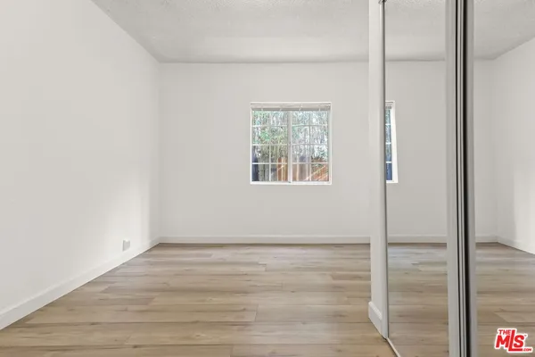 $4,250 | 1174 South Highland Avenue, Los Angeles, CA 90019
