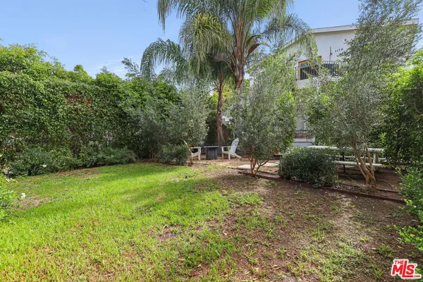$4,250 | 1174 South Highland Avenue, Los Angeles, CA 90019