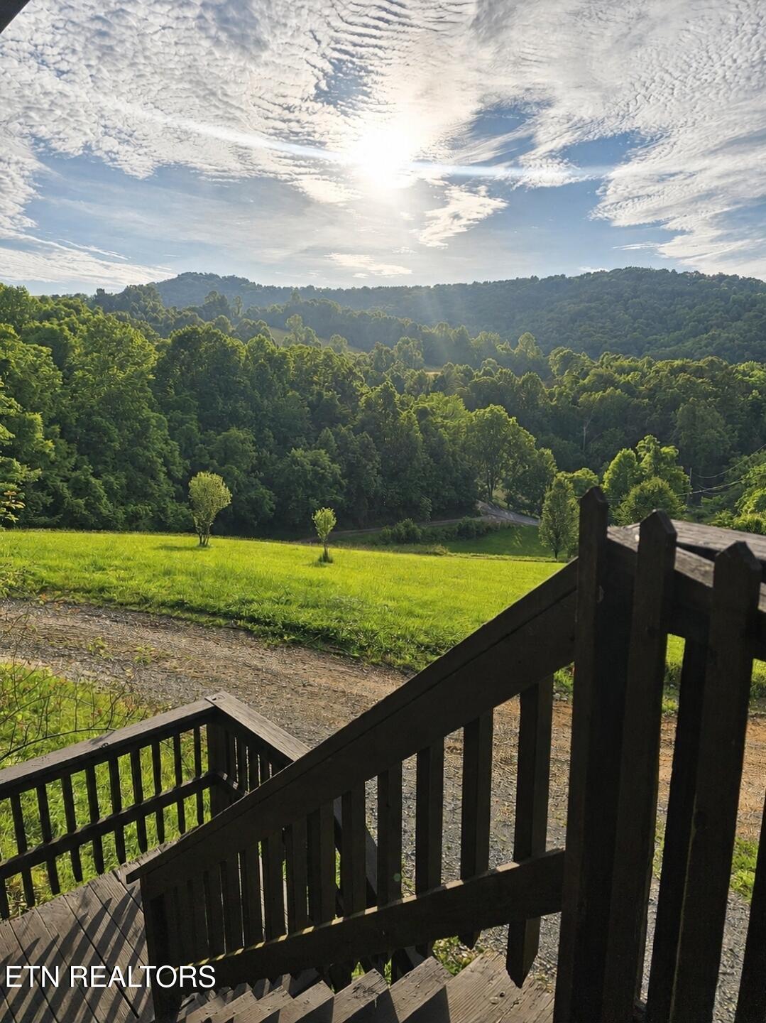 395 Cunningham Road Tazewell, TN 37879 - Photo 7 of 38 07_beyc6a1d02c94c6c8