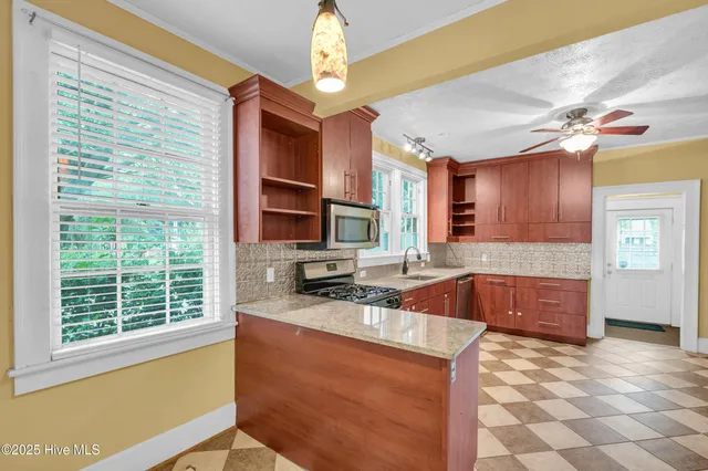 $595,000 | 212 North 16th Street, Wilmington, NC 28401