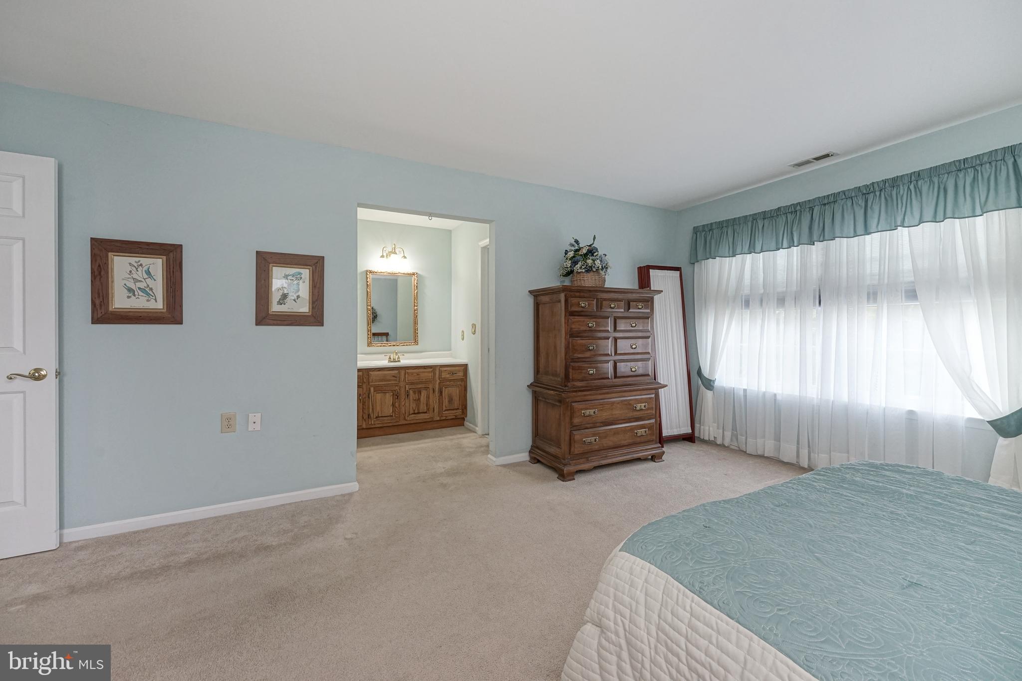 49 Stratford Road Southampton, NJ 08088 - Photo 17 of 23 Gallery Image 17