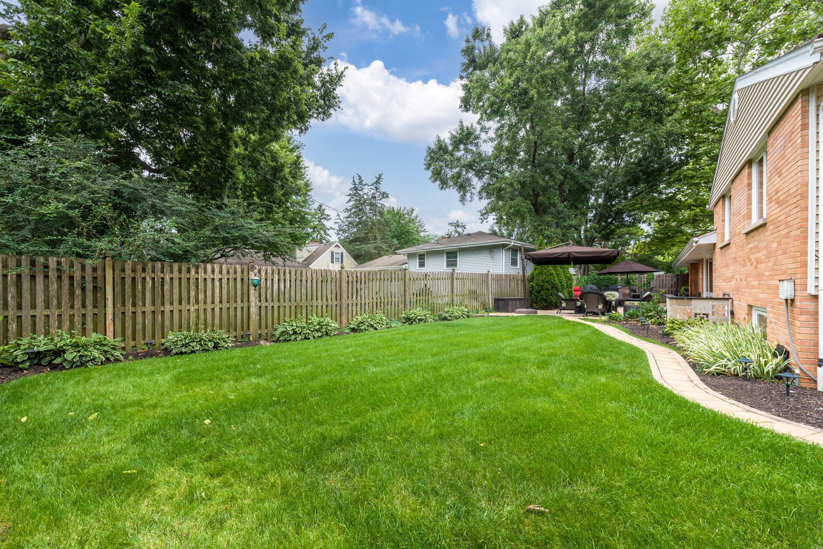 220 East Hillside Road Naperville, IL 60540 - Photo 46 of 57 Gallery Image 46