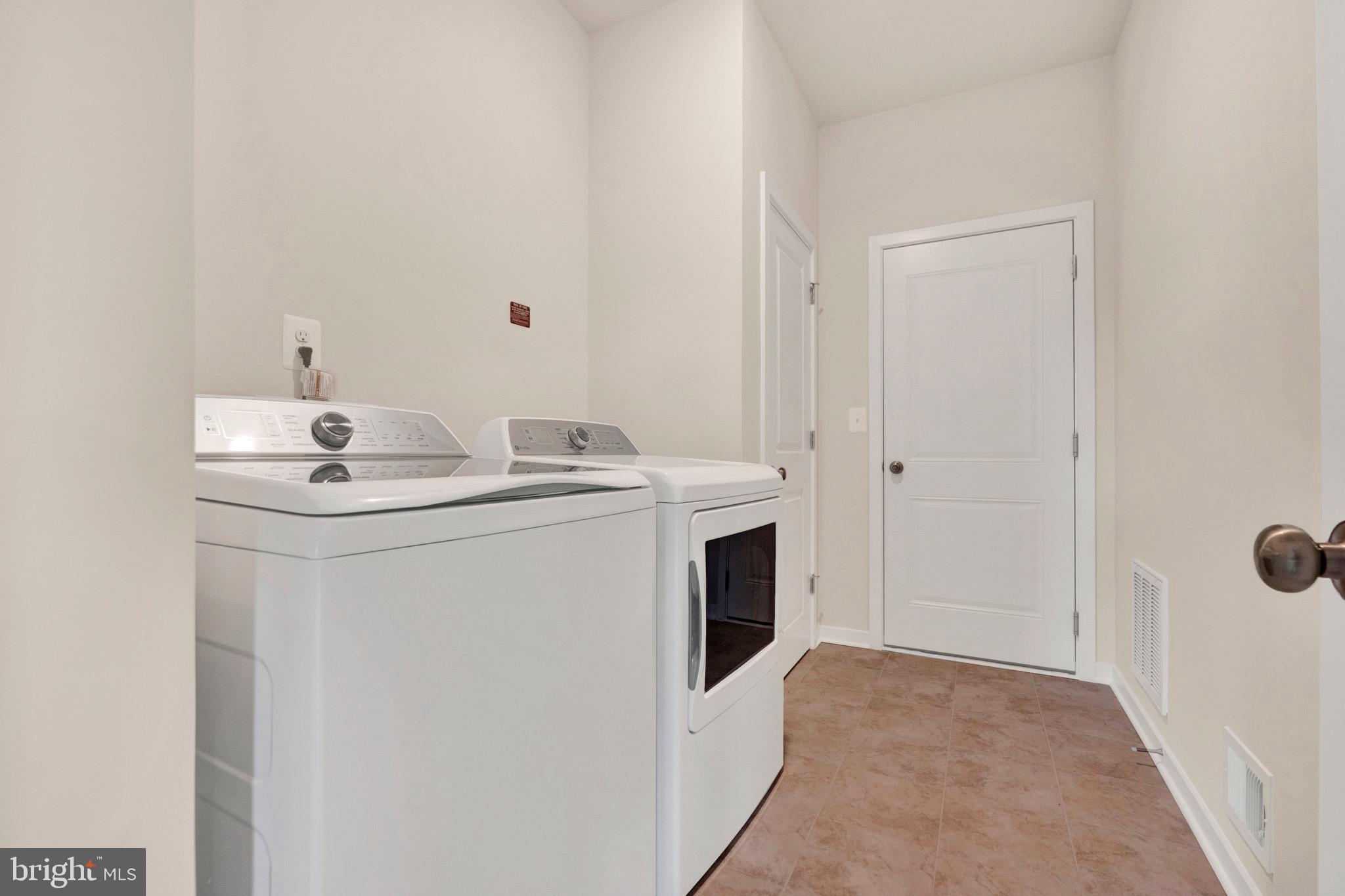 35 Whispering Brook Lane Ranson, WV 25438 - Photo 10 of 21