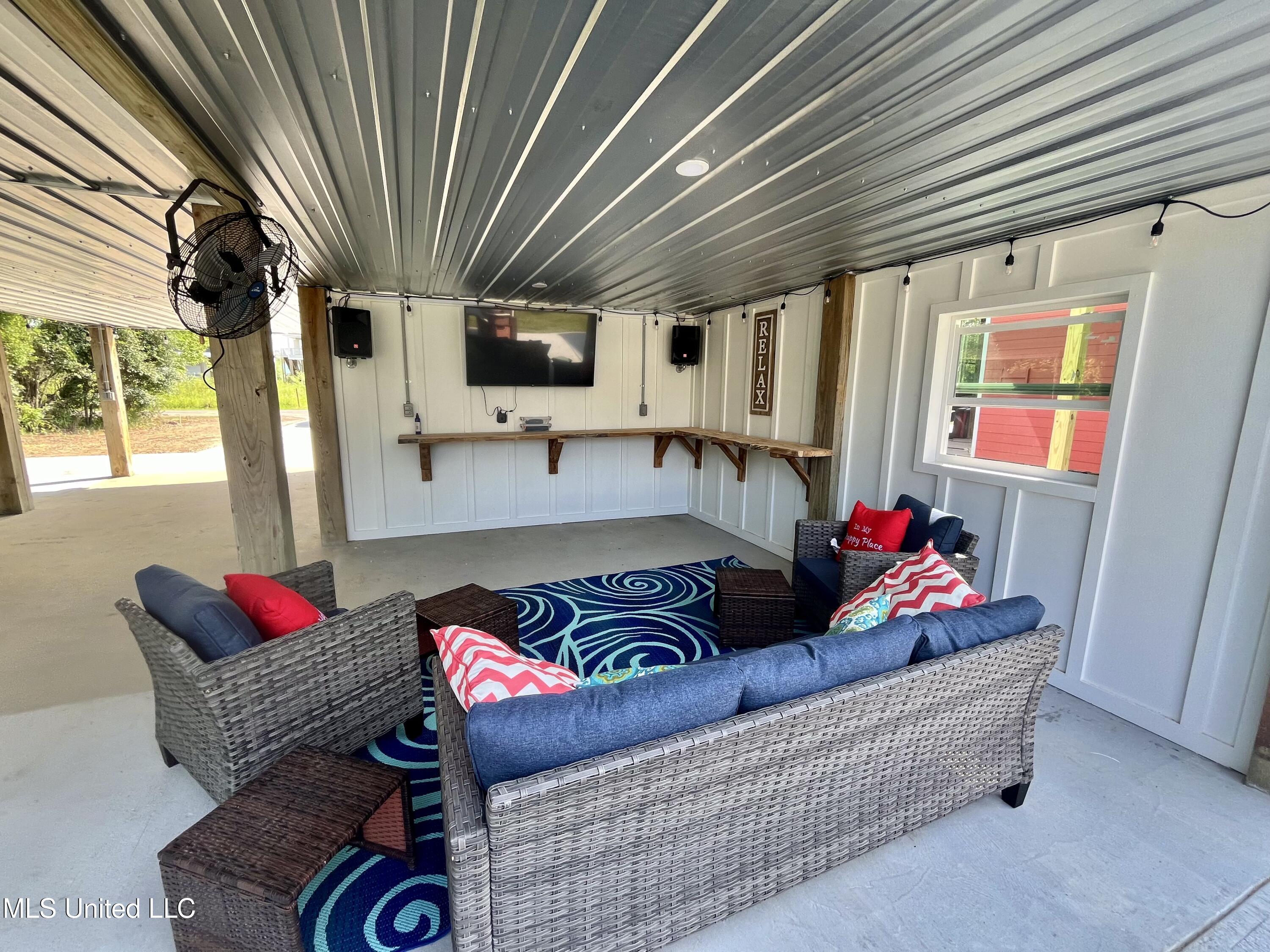 4024 Blue Jay Street Bay St. Louis, MS 39520 - Photo 14 of 15 IMG_7310