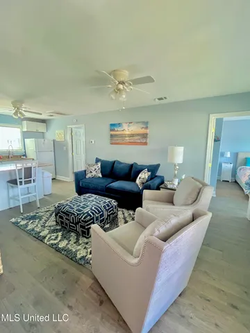 $2,500 | 4024 Blue Jay Street, Bay St. Louis, MS 39520