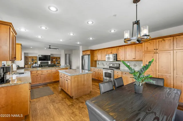$690,000 | 3860 South Brush Arbor, Unit 14D, Flagstaff, AZ 86005