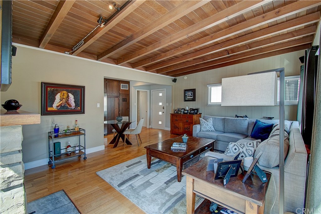 27 66th Place Long Beach, CA 90803 - Photo 11 of 21