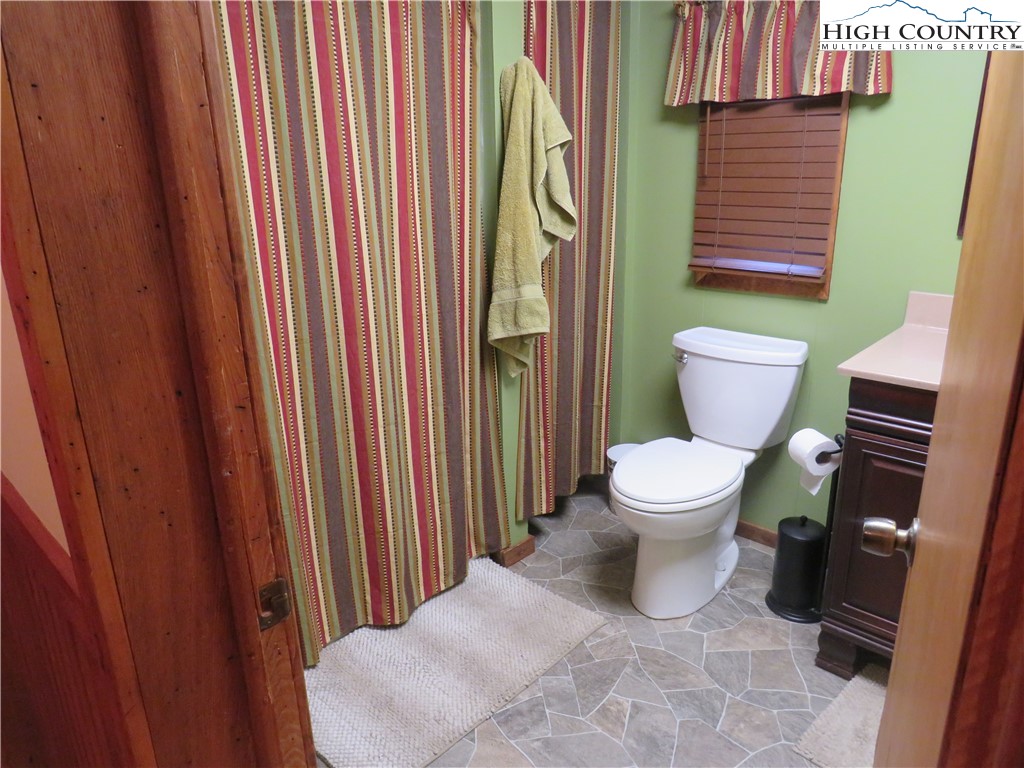 547 Andrews Ridge Road Sparta, NC 28675 - Photo 13 of 20 Gallery Image 13