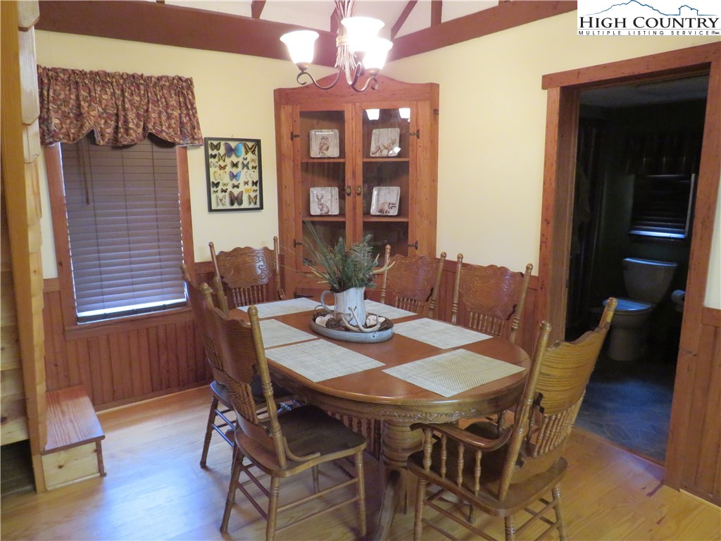 547 Andrews Ridge Road Sparta, NC 28675 - Photo 5 of 20 Gallery Image 5