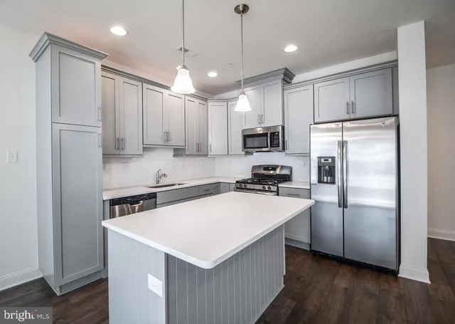 $2,950 | 778 West 2nd Street, Lansdale, PA 19446