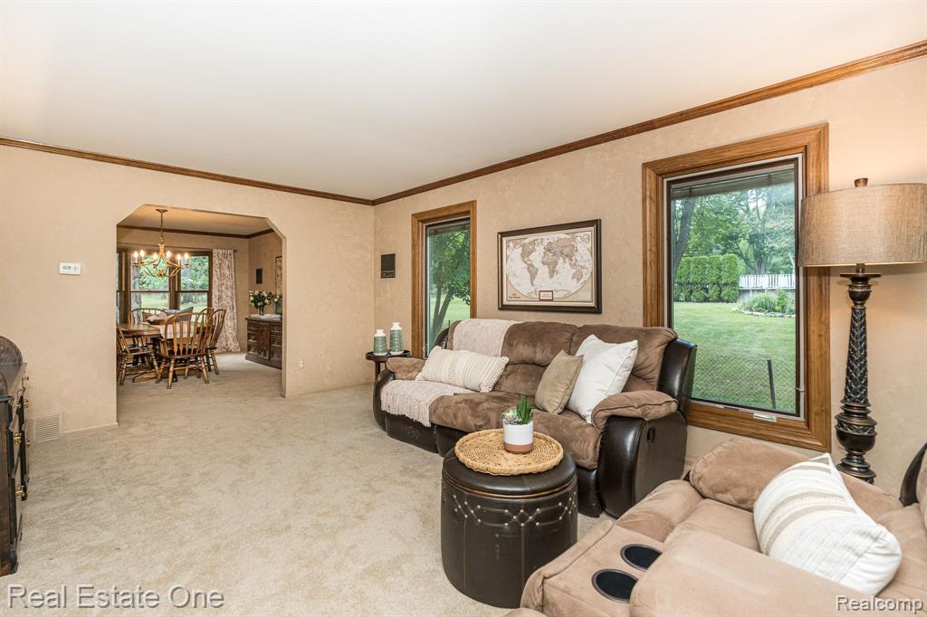 1120 Seville Road Rochester Hills, MI 48309 - Photo 5 of 22