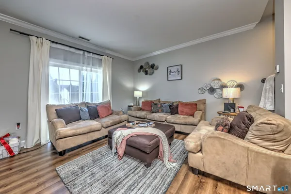 $450,000 | 12 Landin Street, Unit A, Woodbridge, CT 06525