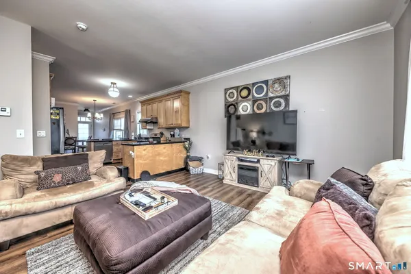 $450,000 | 12 Landin Street, Unit A, Woodbridge, CT 06525