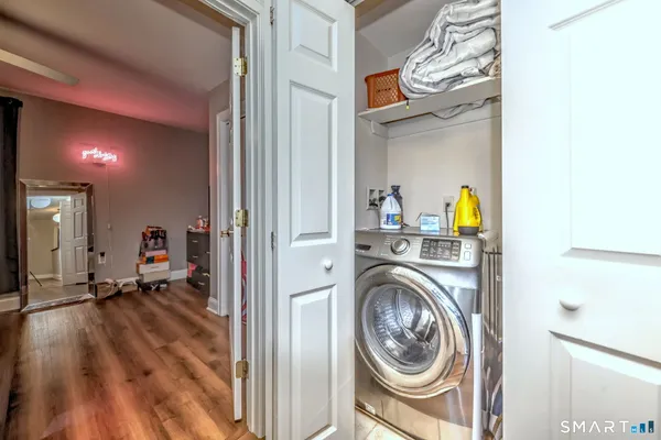 $450,000 | 12 Landin Street, Unit A, Woodbridge, CT 06525