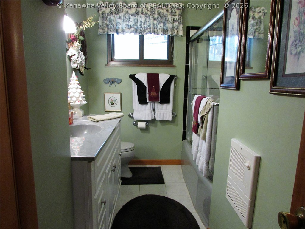 986 Old Point Road St. Albans, WV 25177 - Photo 8 of 25 Gallery Image 8