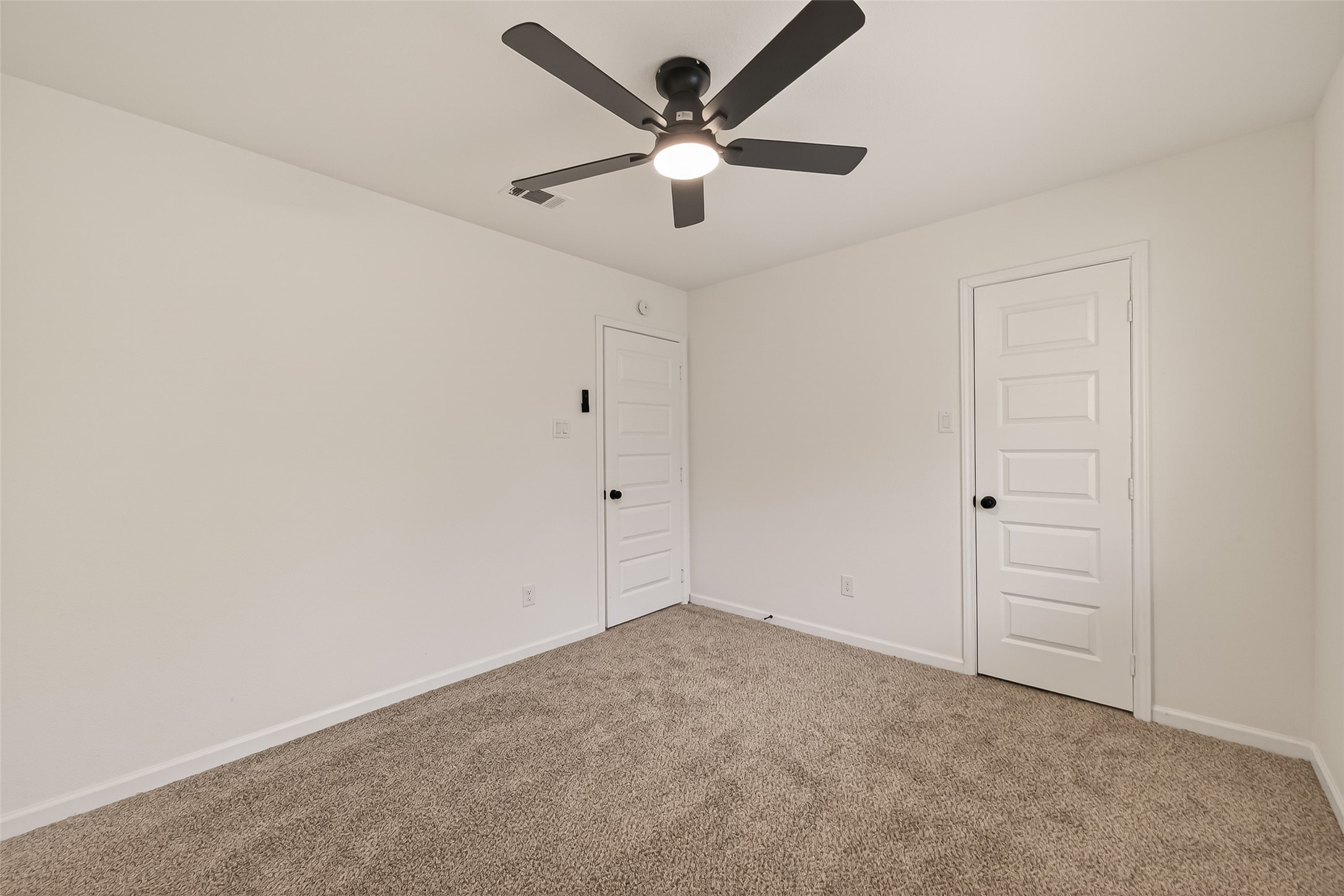 2915 Whispering Springs Drive Spring, TX 77373 - Photo 22 of 36 Bedroom alternate view