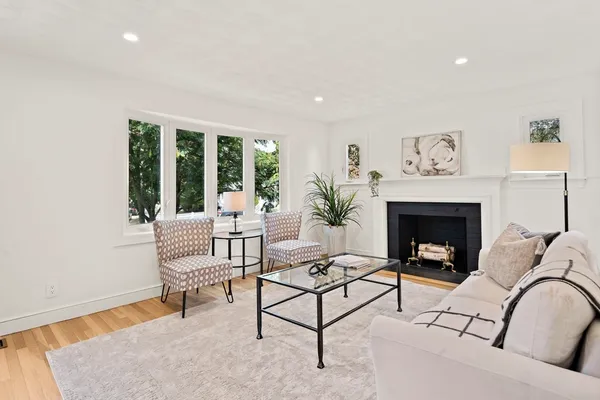 $1,649,000 | 5 Leroy Road, Lexington, MA 02421
