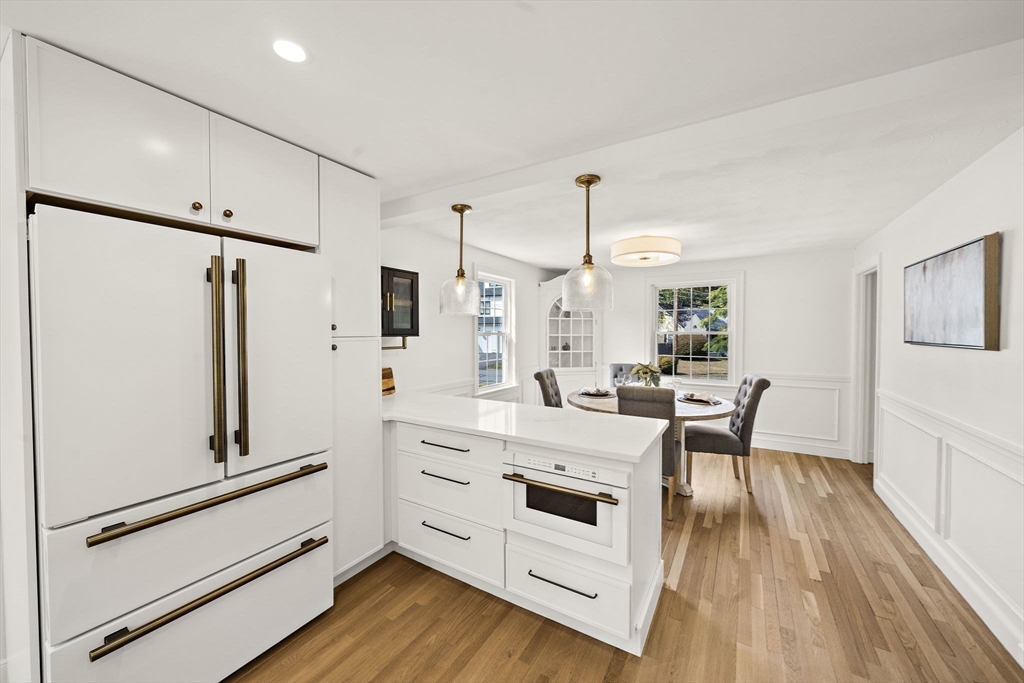 5 Leroy Road Lexington, MA 02421 - Photo 4 of 41