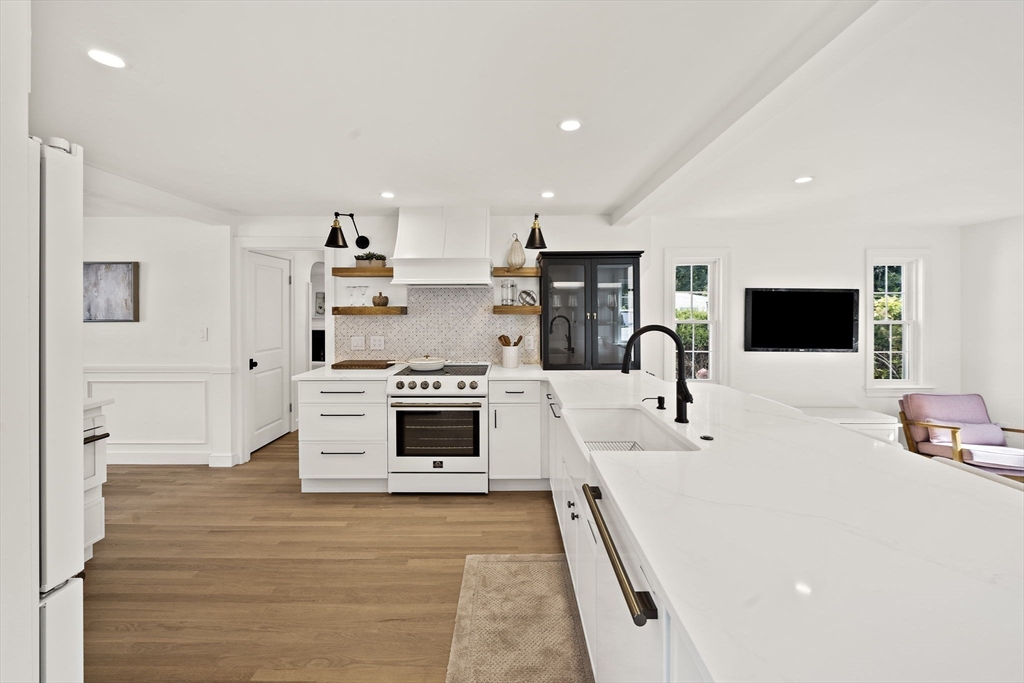 5 Leroy Road Lexington, MA 02421 - Photo 6 of 41