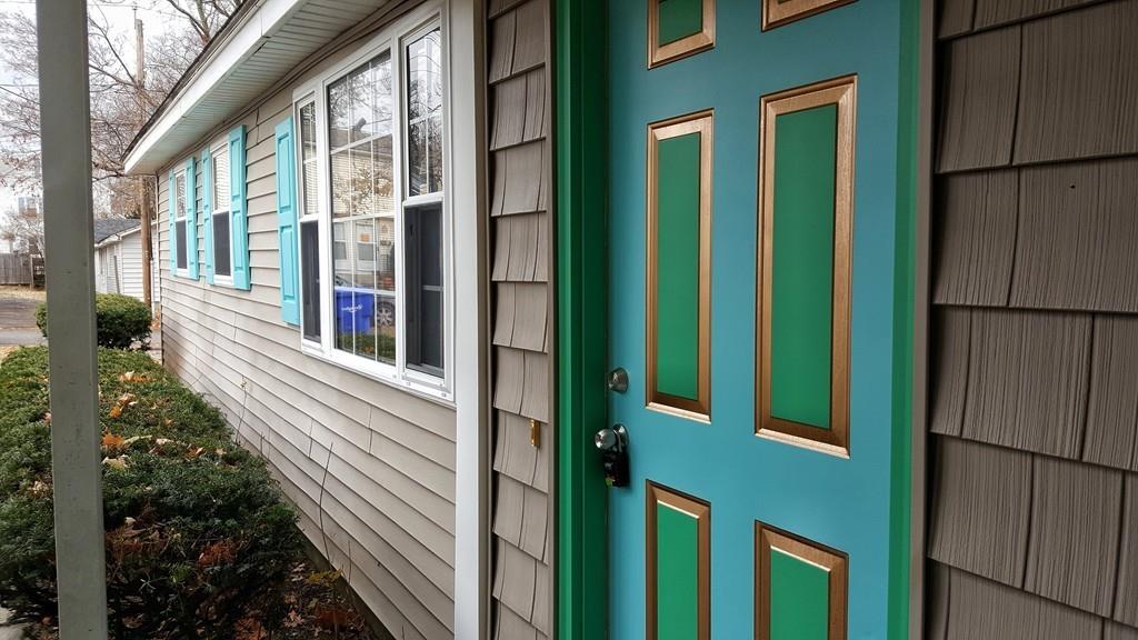 37 Blodgett Street Springfield, MA 01108 - Photo 4 of 18 Gallery Image 4