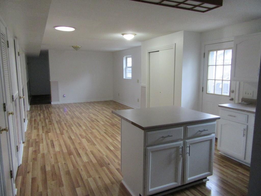 37 Blodgett Street Springfield, MA 01108 - Photo 8 of 18 Gallery Image 8