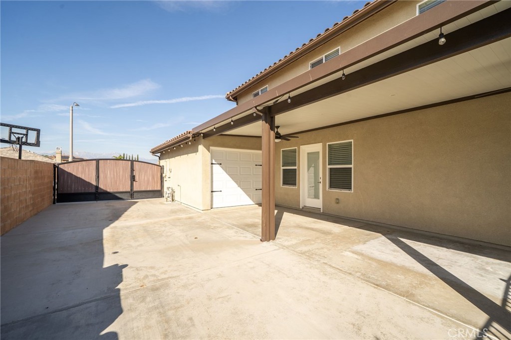 14403 Redwood Valley Road Eastvale, CA 92880 - Photo 25 of 30