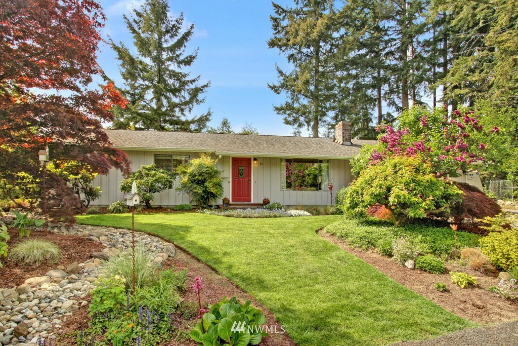 31 172nd Place Southwest Bothell, WA 98012 - Photo 2 of 23