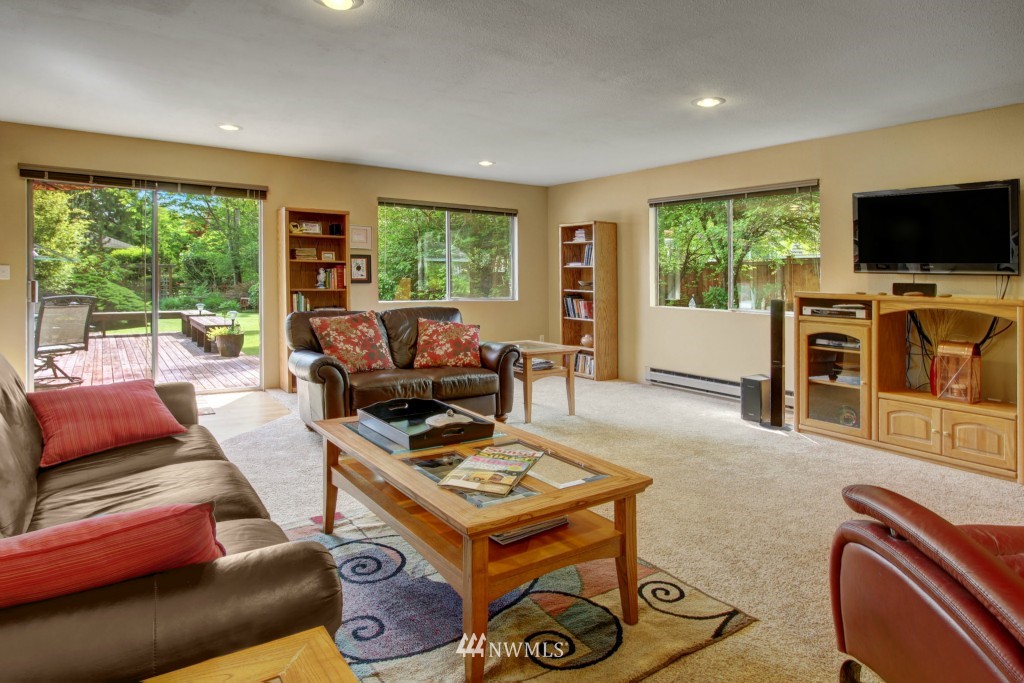 31 172nd Place Southwest Bothell, WA 98012 - Photo 11 of 23