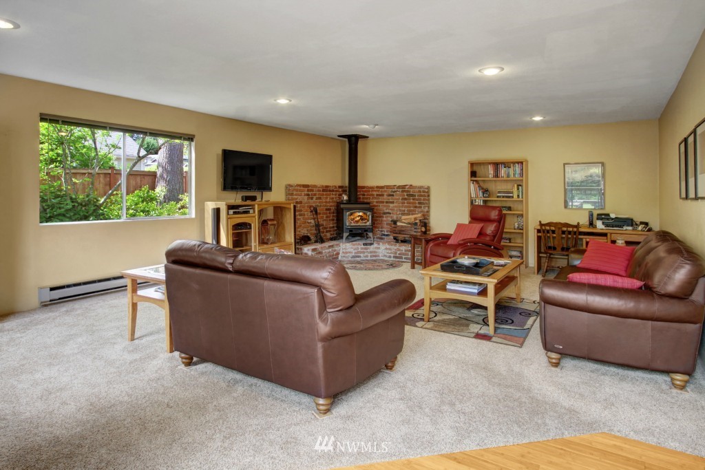 31 172nd Place Southwest Bothell, WA 98012 - Photo 9 of 23