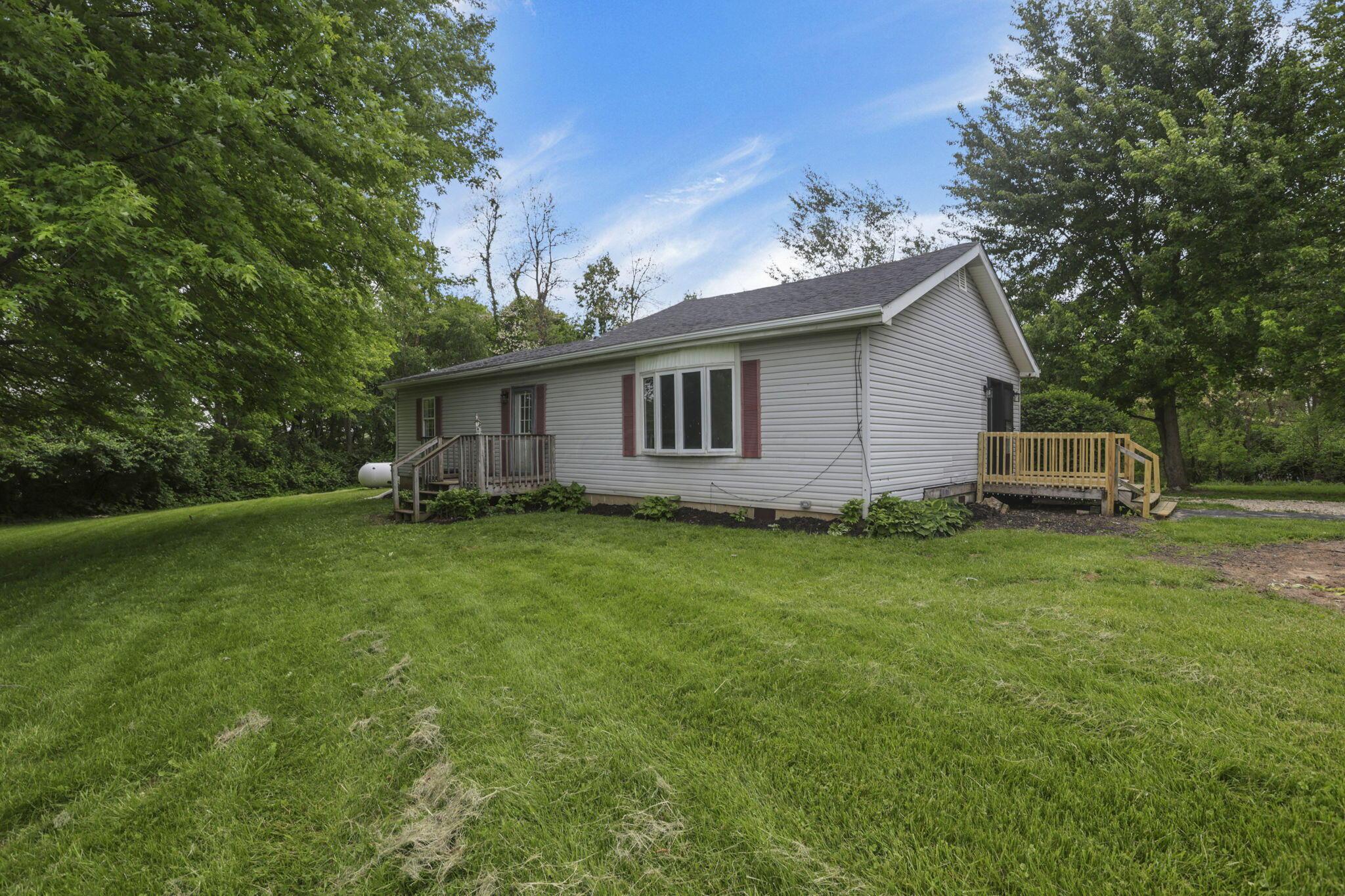 5972 Terre Haute Road Urbana, OH 43078 - Photo 2 of 37