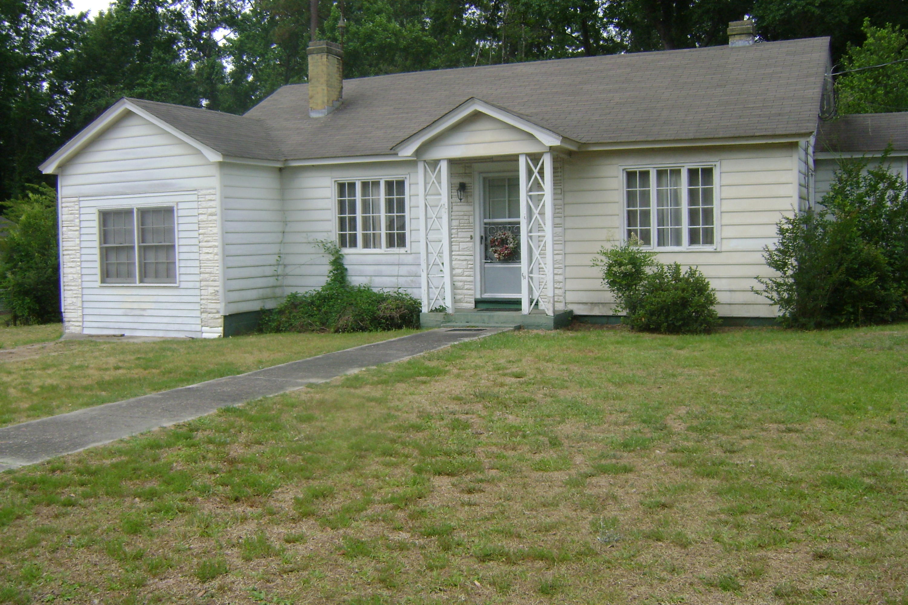 321 Ravenwood Road Walterboro, SC 29488 - Photo 1 of 18 321 Ravenwood