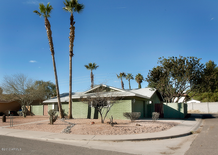 1630 West Griswold Road Phoenix, AZ 85021 - Photo 3 of 20 FE 2
