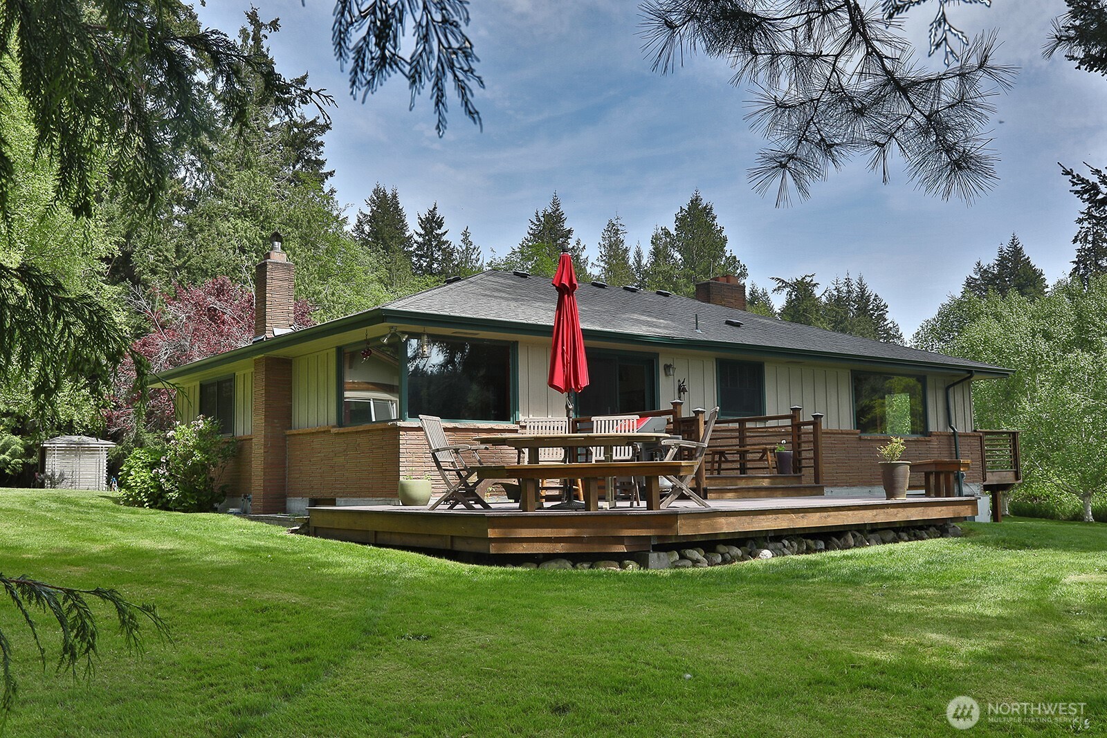 5066 Bayview Road Langley, WA 98260 - Photo 4 of 40 Gallery Image 4