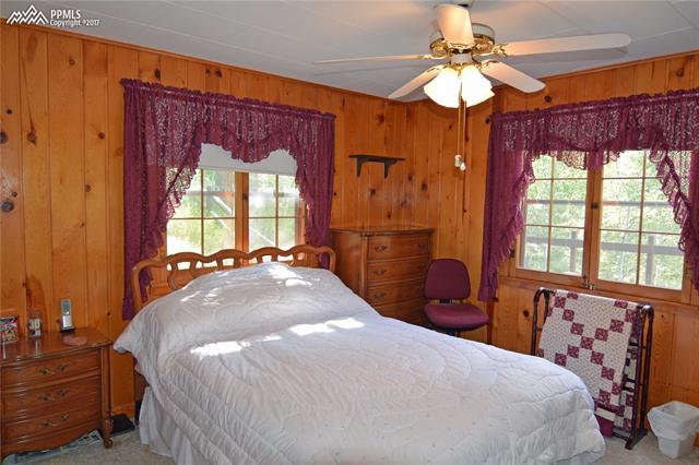 10225 Mountain Road Cascade, CO 80809 - Photo 14 of 31