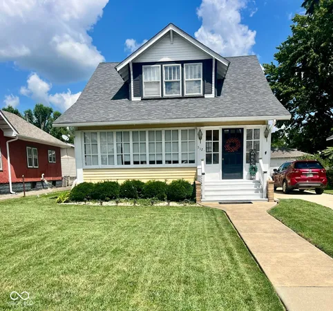 $219,900 | 512 South State Street, North Vernon, IN 47265