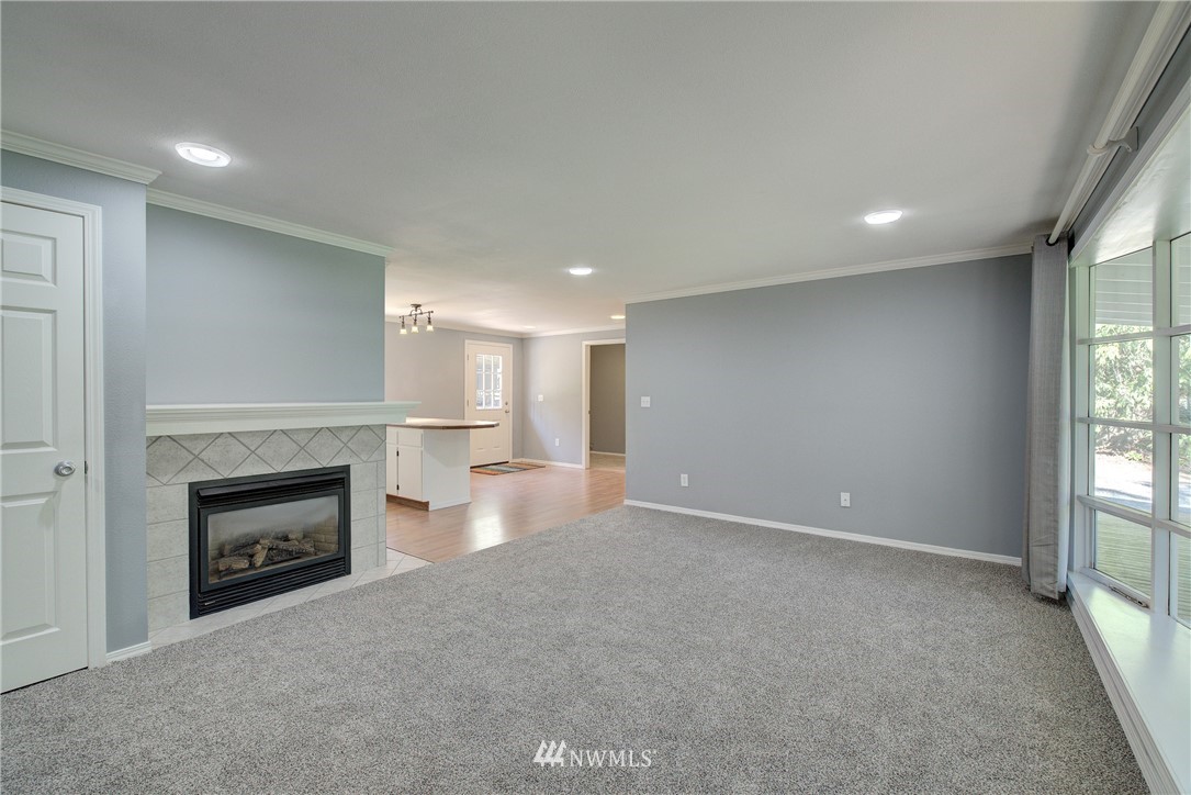 17524 West Wishon Road Snohomish, WA 98290 - Photo 3 of 25 Gallery Image 3