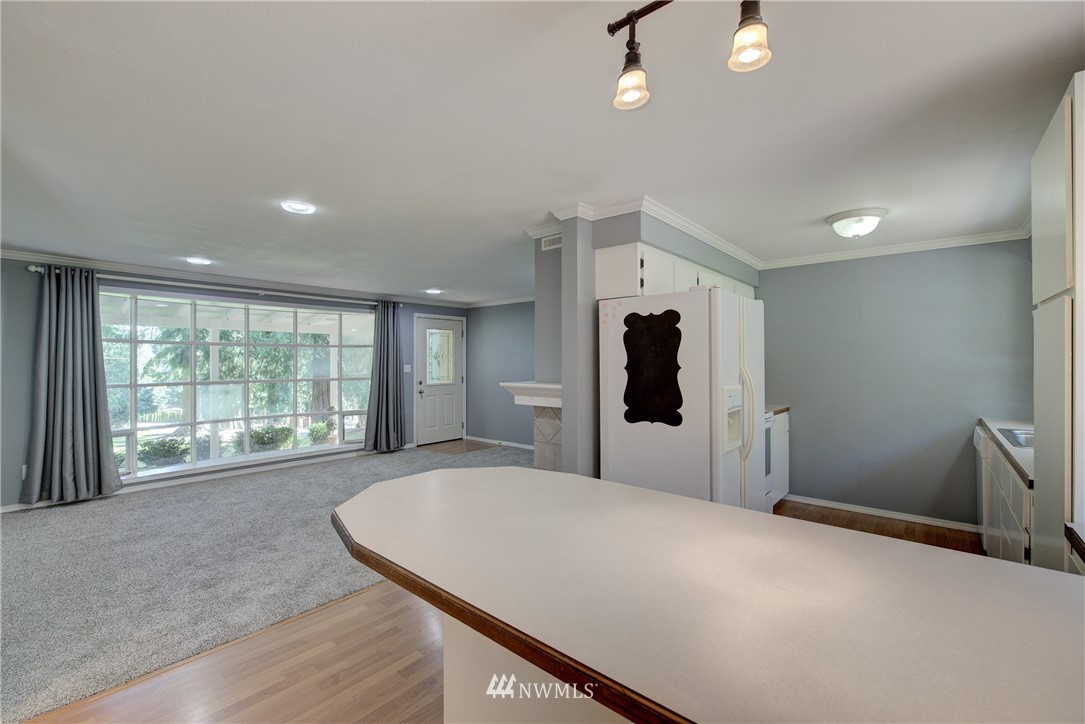 17524 West Wishon Road Snohomish, WA 98290 - Photo 6 of 25 Gallery Image 6