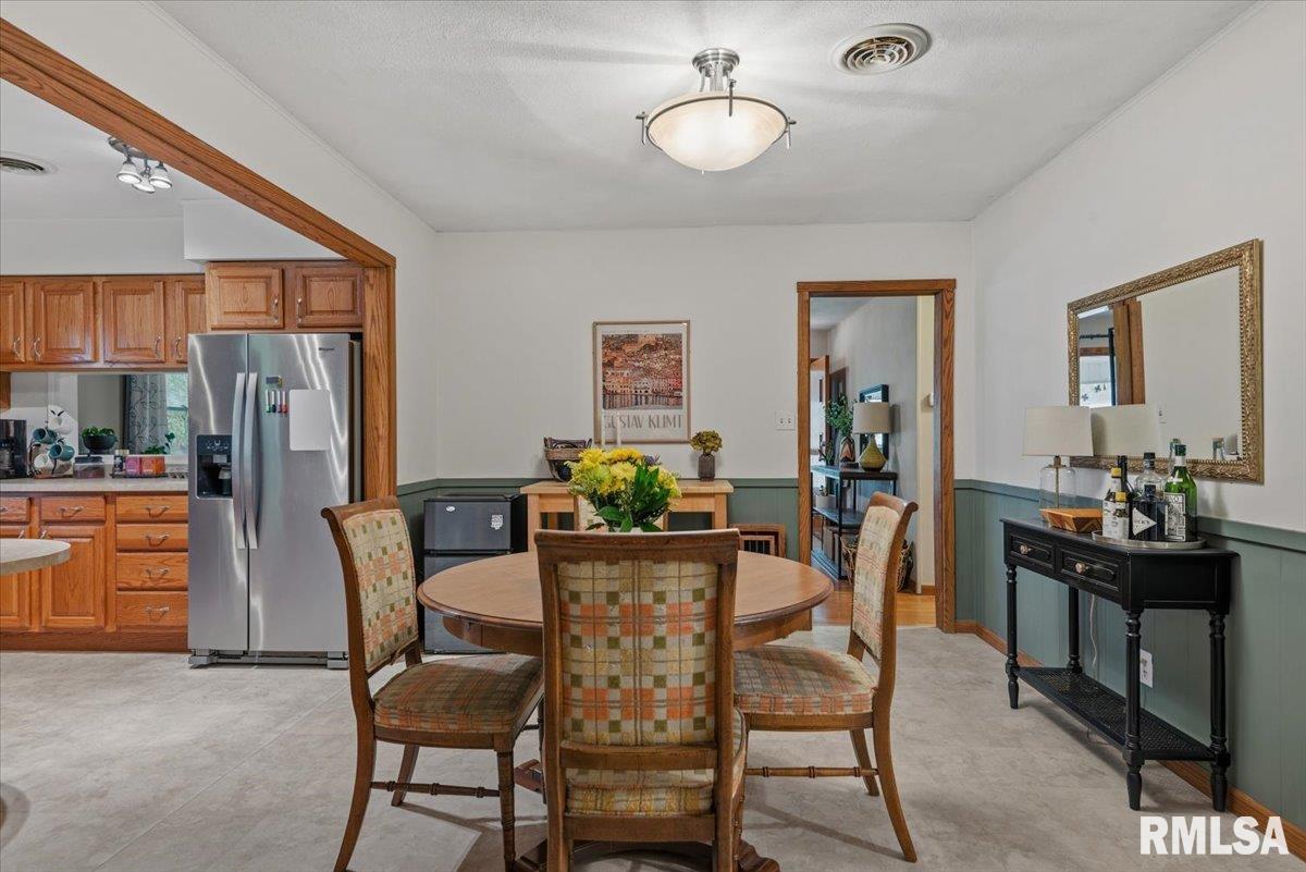 3300 South 2nd Street Springfield, IL 62703 - Photo 12 of 49