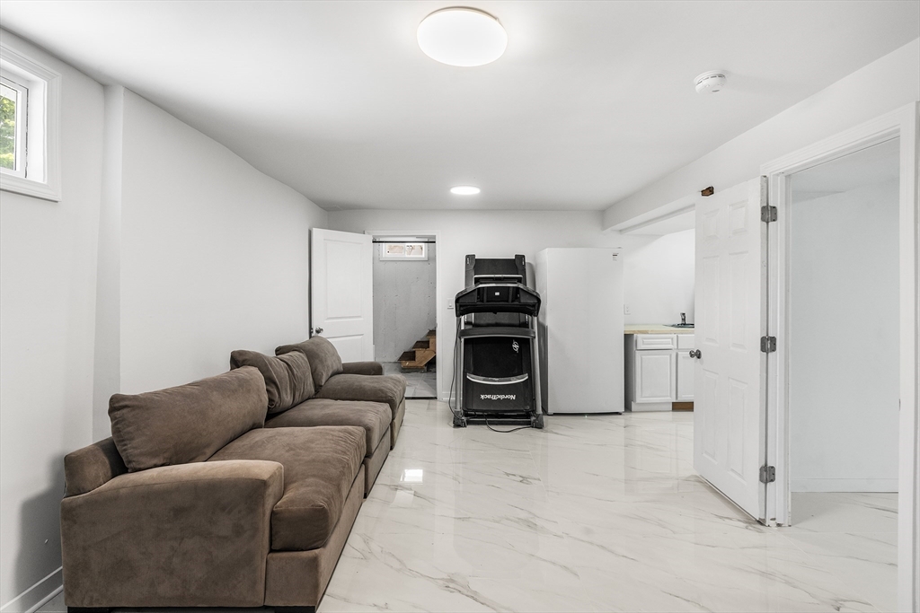 15 Fensmere Road Boston, MA 02132 - Photo 22 of 31