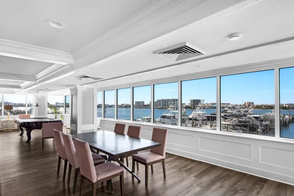 $869,900 | 320 Harbor Boulevard, Unit B402, Destin, FL 32541