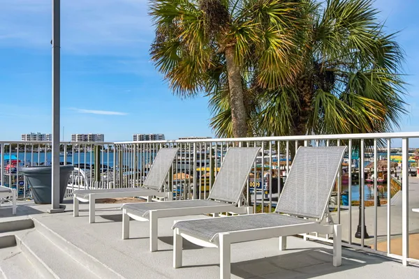 $869,900 | 320 Harbor Boulevard, Unit B402, Destin, FL 32541