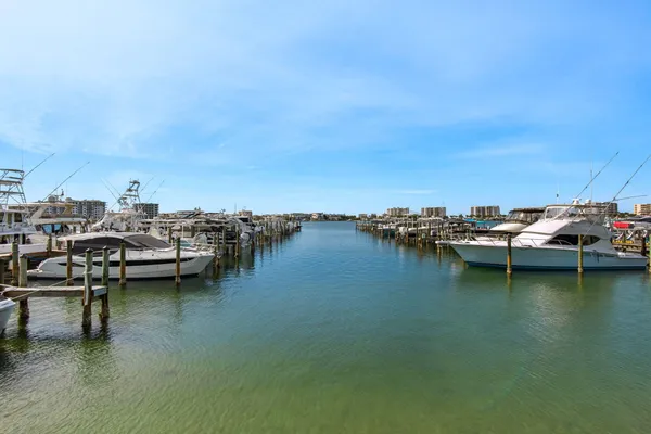 $869,900 | 320 Harbor Boulevard, Unit B402, Destin, FL 32541