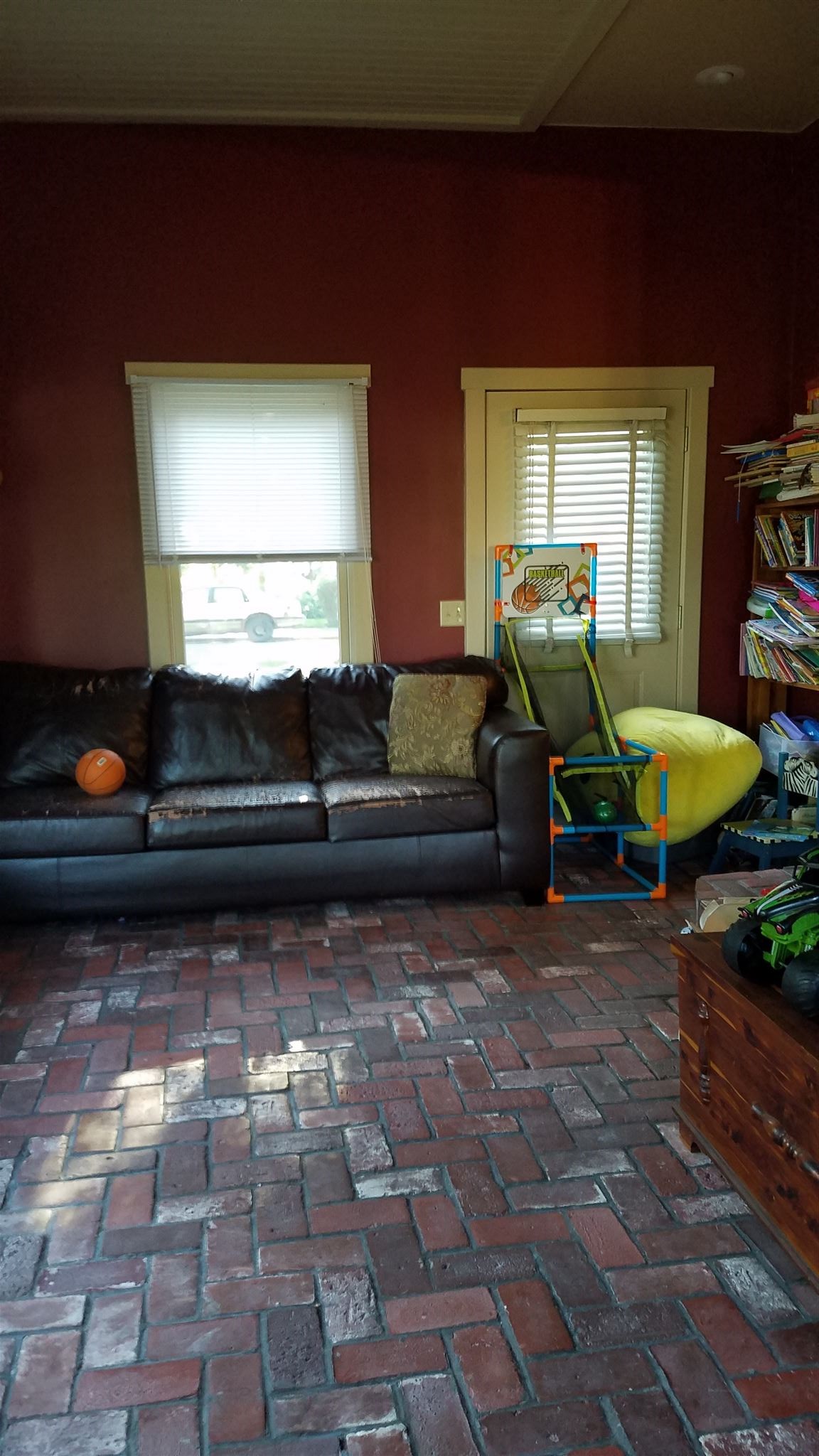 331 South 3rd Street Decatur, IN 46733 - Photo 18 of 28