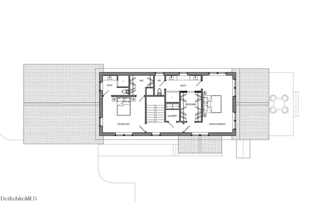 a picture of a very nice looking living room