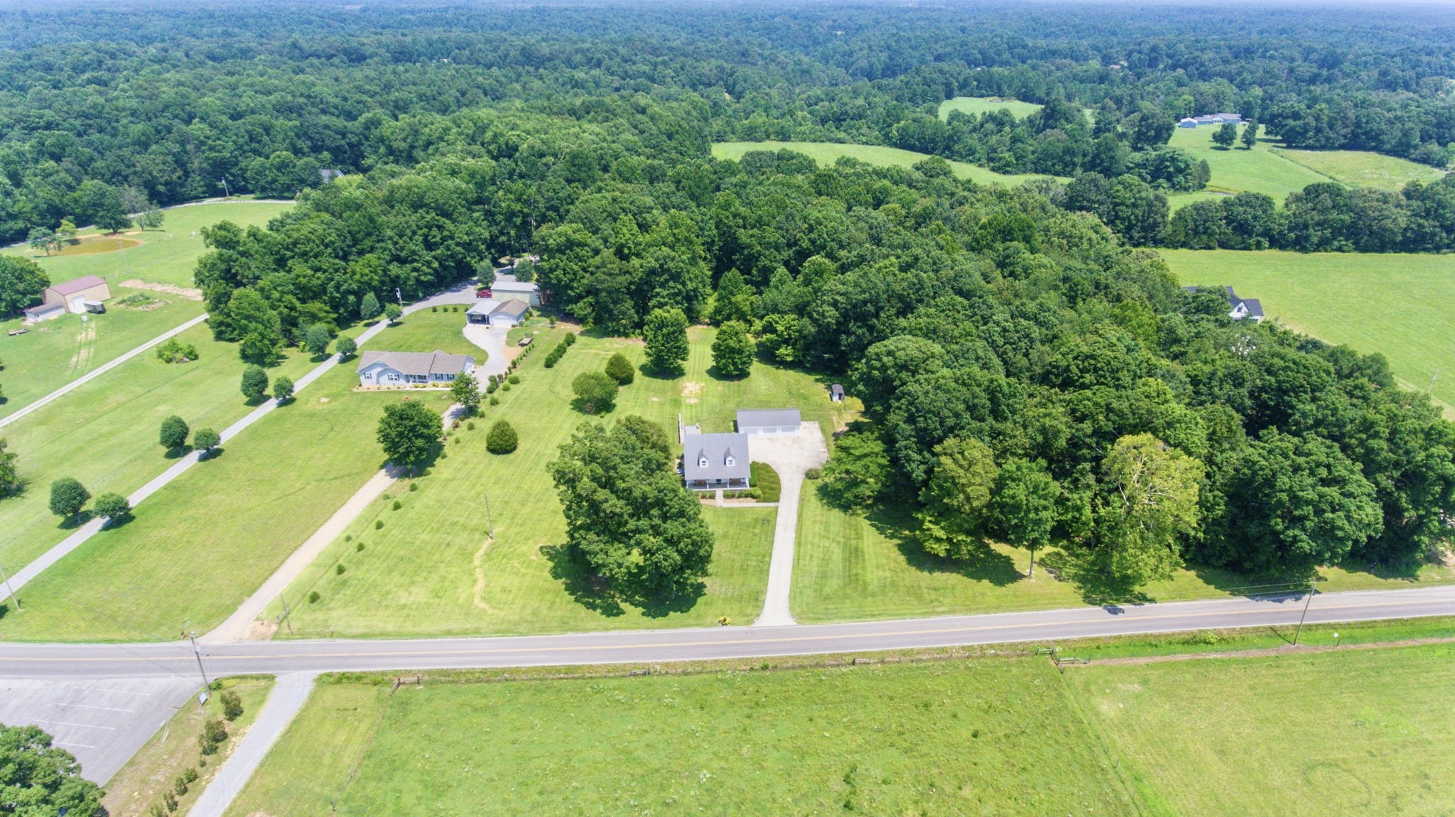 2812 Ridgeville Road Tullahoma, TN 37388 - Photo 15 of 58 Gallery Image 15