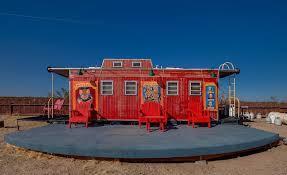 61803 Plaza Road Joshua Tree, CA 92252 - Photo 25 of 26 a front view of a house with a yard