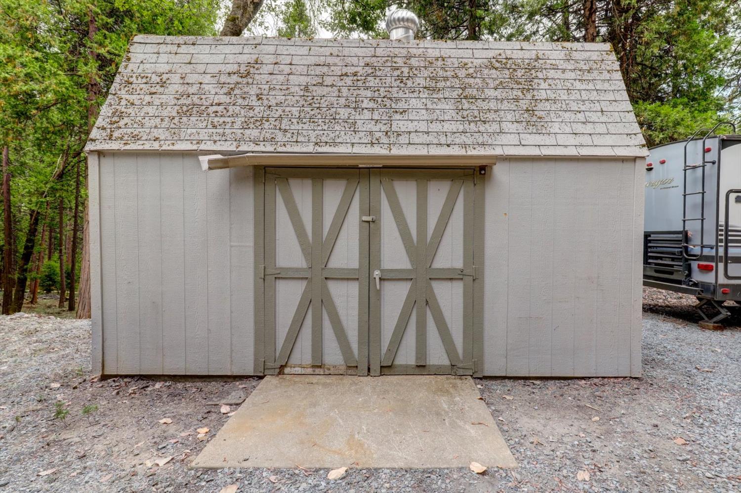 18125 Douglas Road Nevada City, CA 95959 - Photo 46 of 48