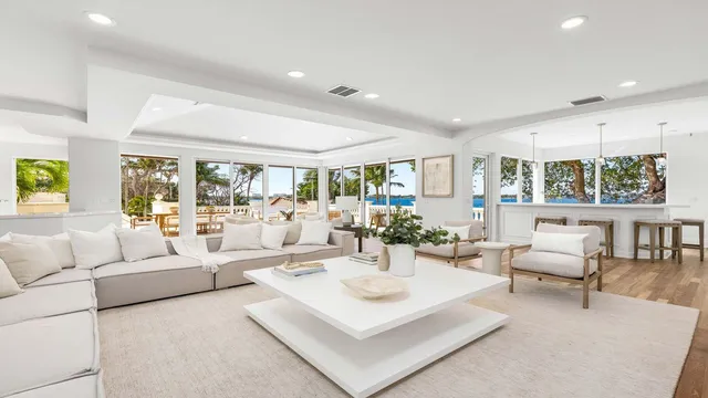 $44,900,000 | 1840 South Ocean Boulevard, Manalapan, FL 33462
